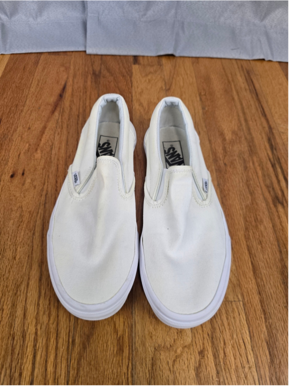 Women's Vans Slip-On Sneakers White Size 8.5